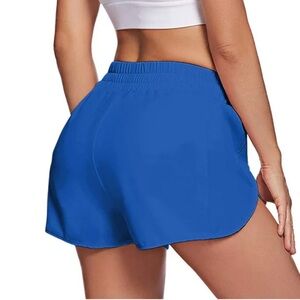 Moving Comfort DriLayer Athletic Lightweight Running Shorts w/Interior Pocket.